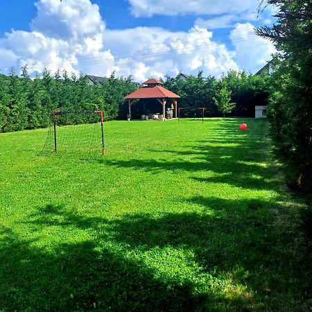 Ferienwohnung A Zoldbiciklis Haz Egerszalók Exterior foto